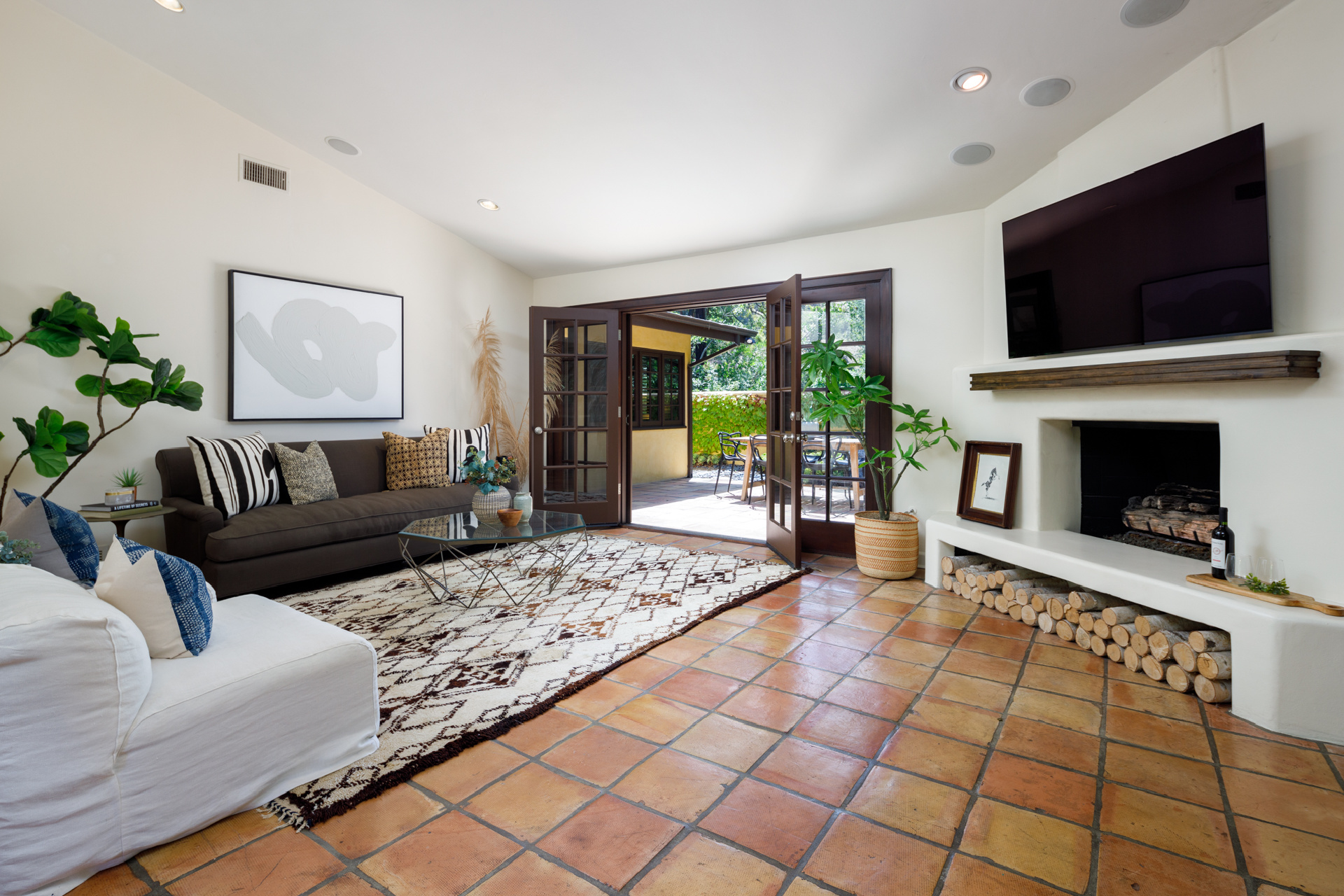 2548 Laurel Pass | Laurel Canyon Los Angeles CA | Jonah Wilson