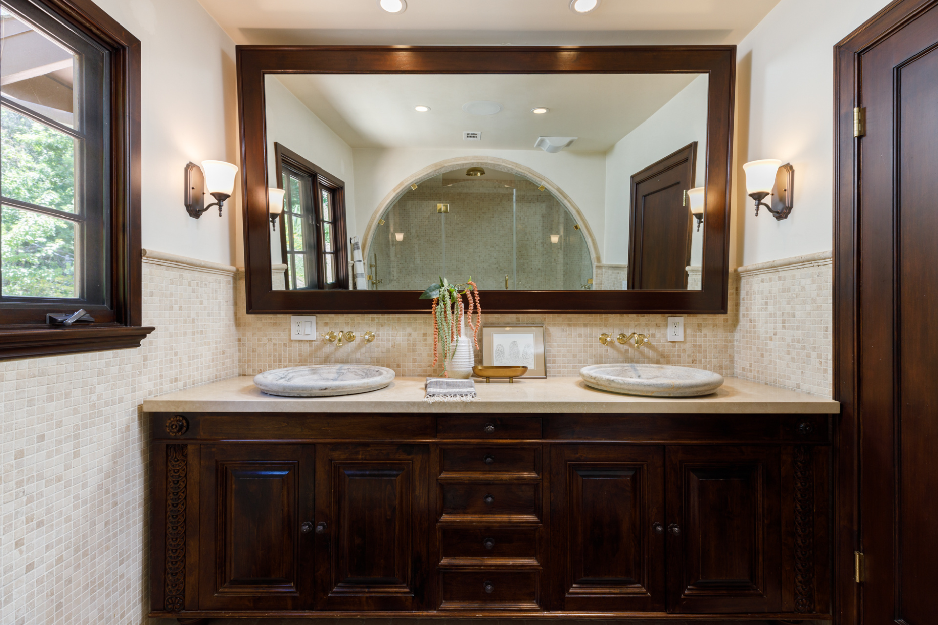 2548 Laurel Pass | Laurel Canyon Los Angeles CA | Jonah Wilson