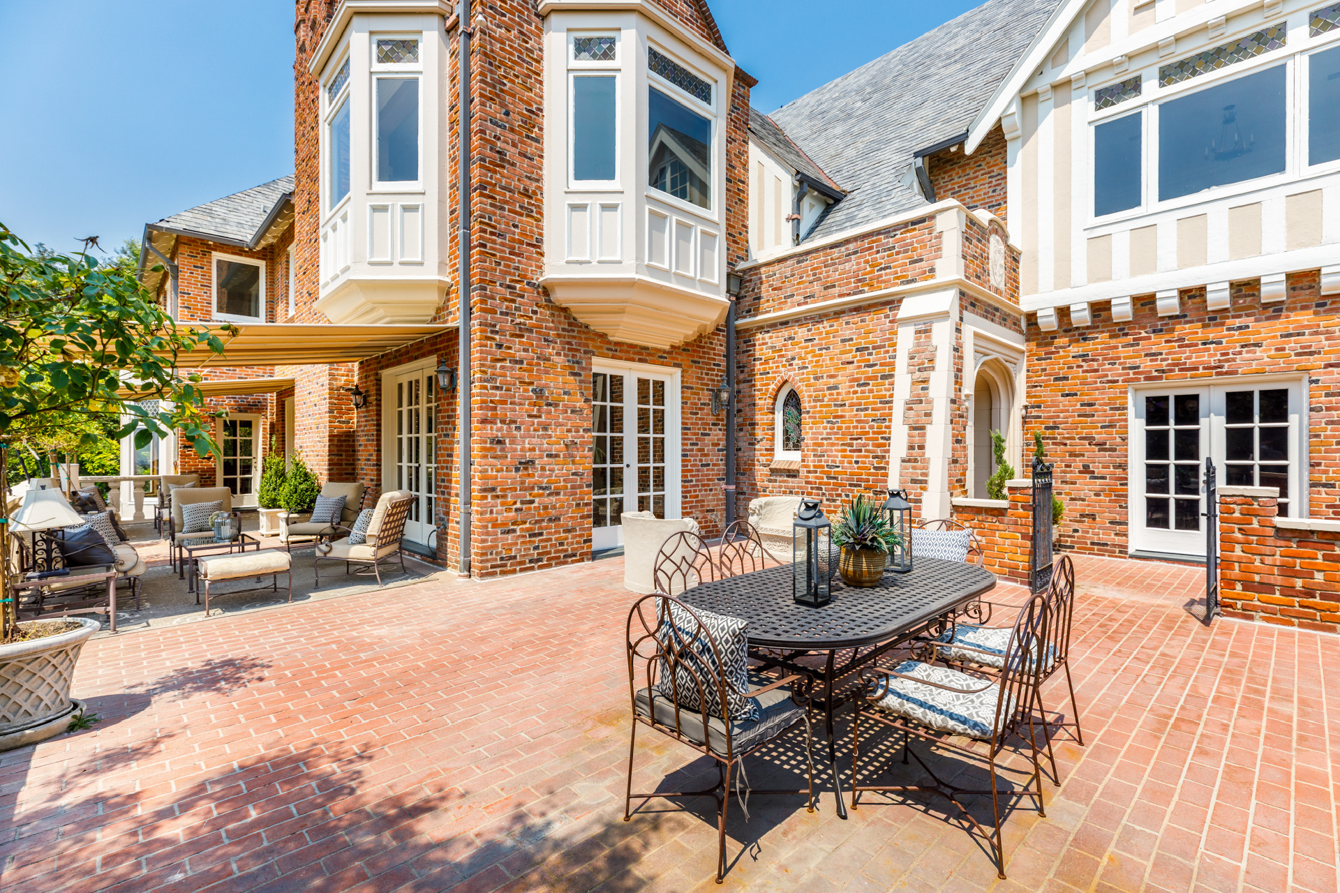 2405 Glendower Avenue | Los Feliz Los Angeles CA | Jonah Wilson