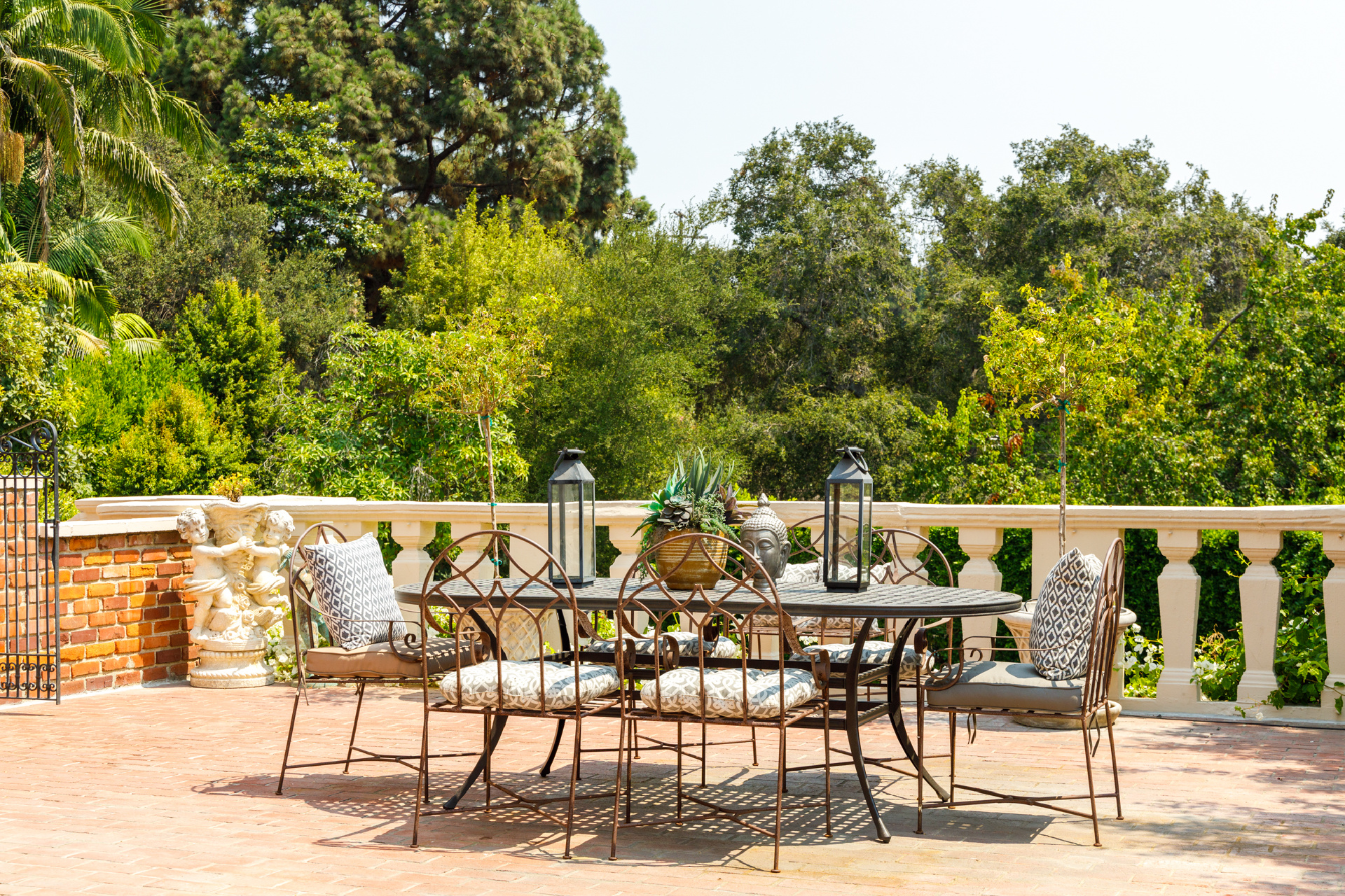 2405 Glendower Avenue | Los Feliz Los Angeles CA | Jonah Wilson