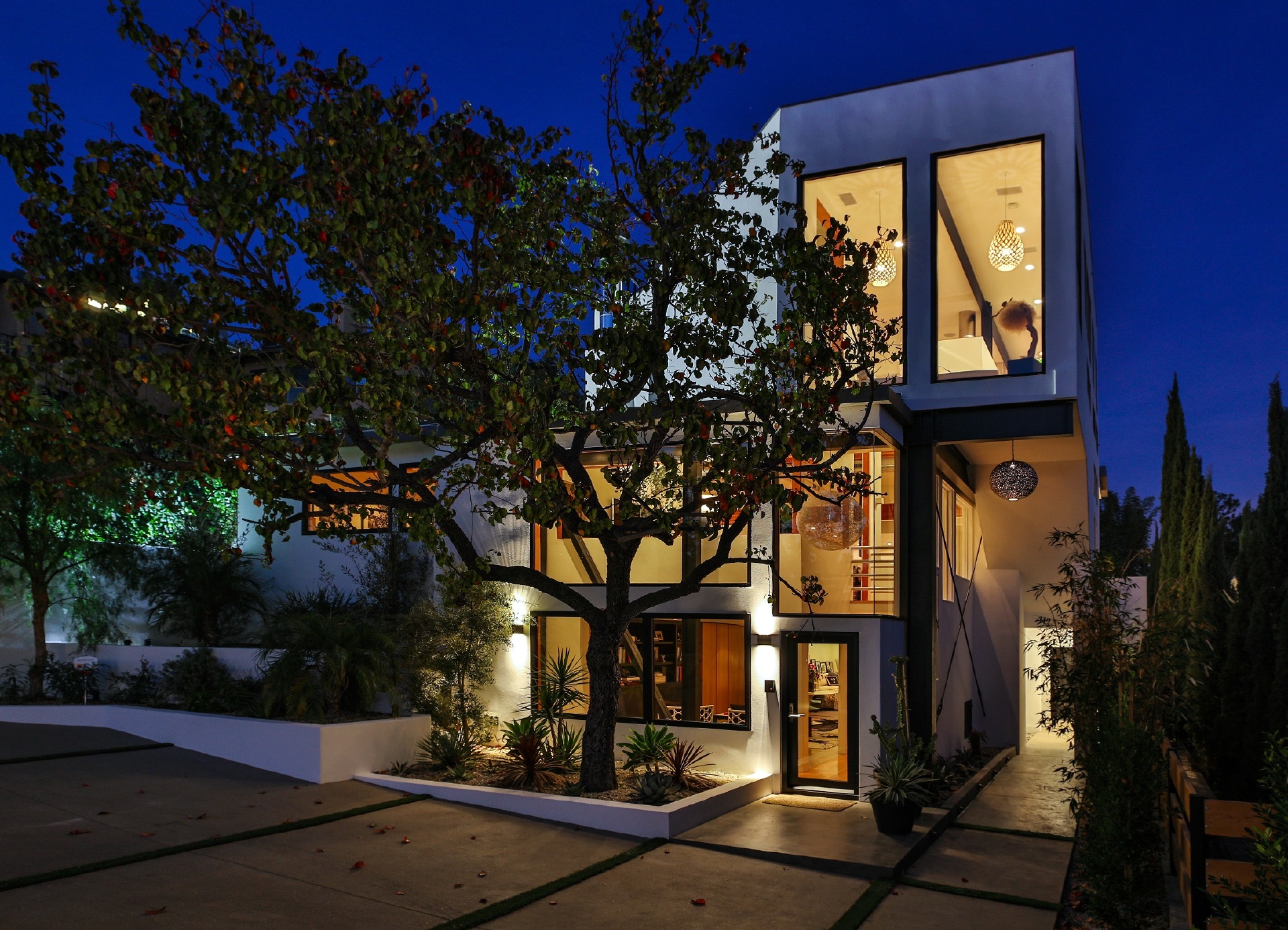 Frank Gehry's St. Ives Residence     |     Sunset Strip Los Angeles CA  | Jonah Wilson