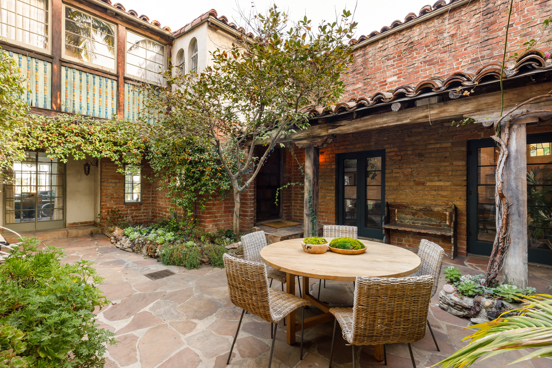 1976 North Normandie Avenue | Los Feliz Los Angeles CA | Jonah Wilson