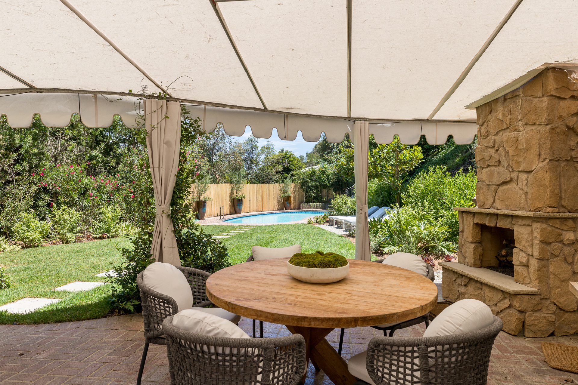 10120 Cielo Drive | Beverly Hills Beverly Hills CA | Jonah Wilson