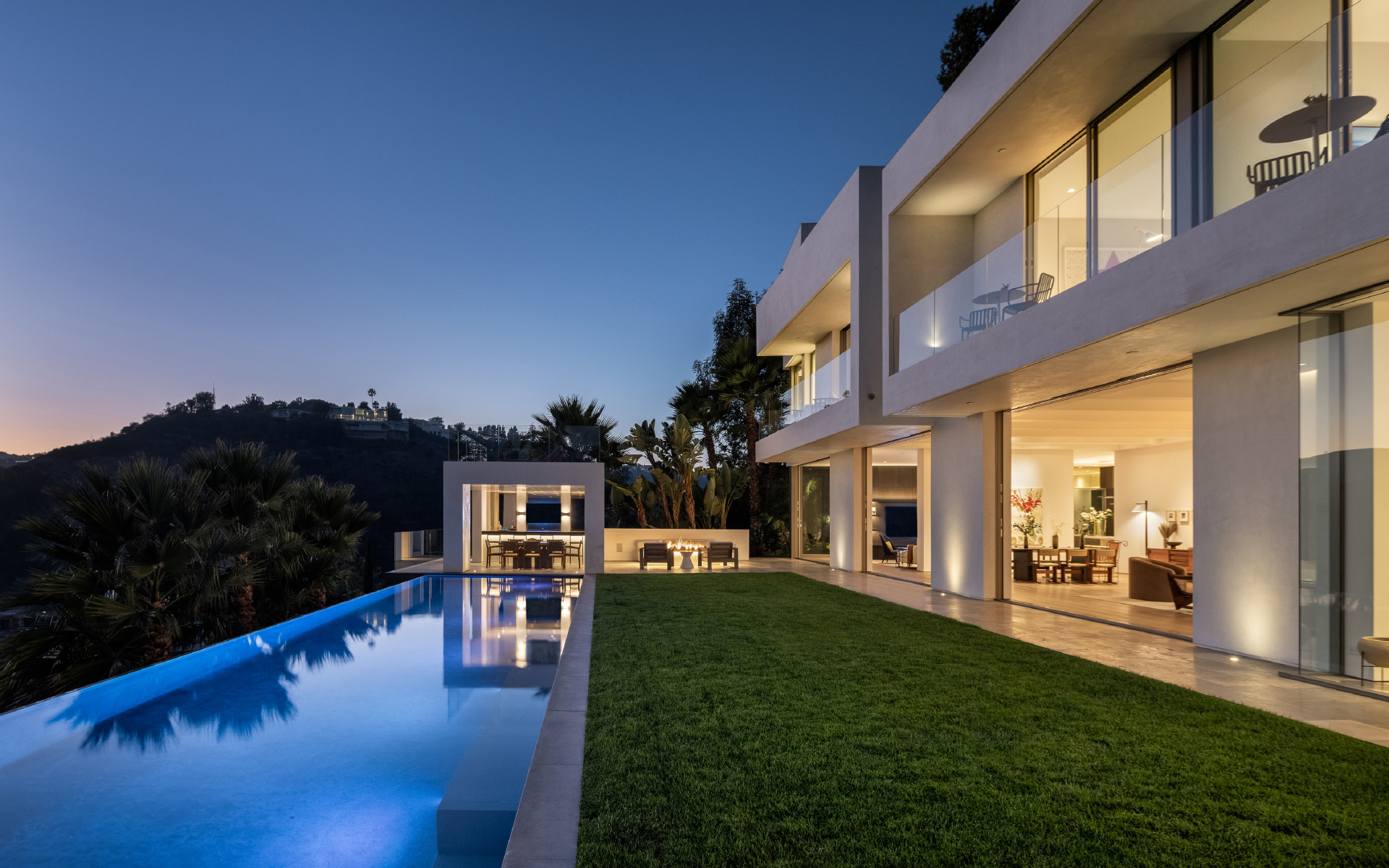 833 Stradella Road     |     Bel Air Los Angeles CA  | Jonah Wilson