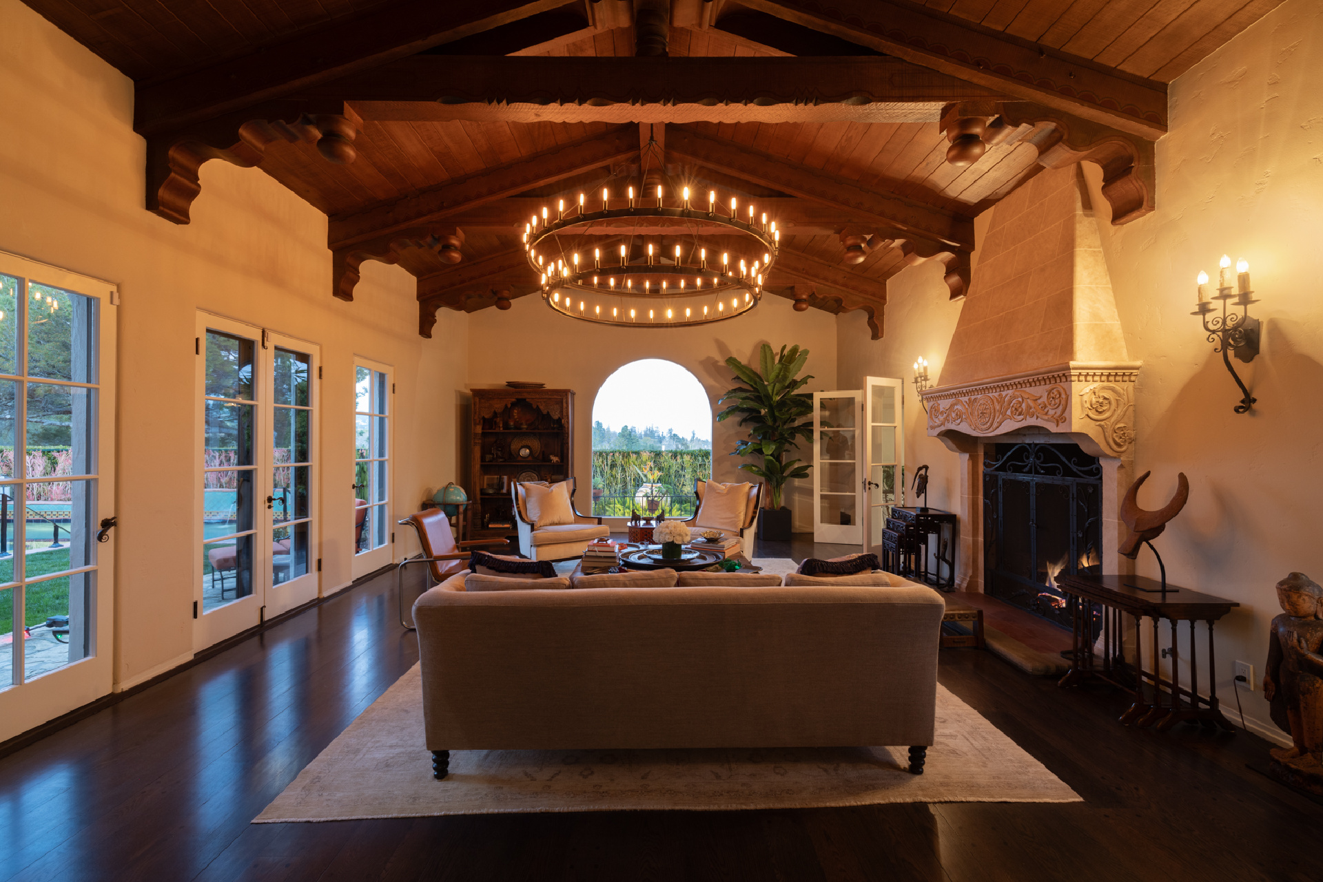 10571 Wyton Drive | Little Holmby Los Angeles CA | Jonah Wilson