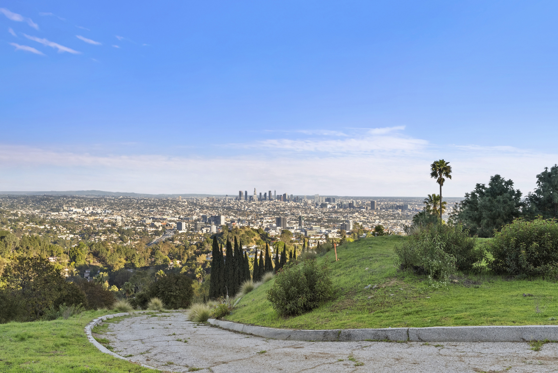 2666 Larmar Road | Hollywood Hills Los Angeles CA | Jonah Wilson