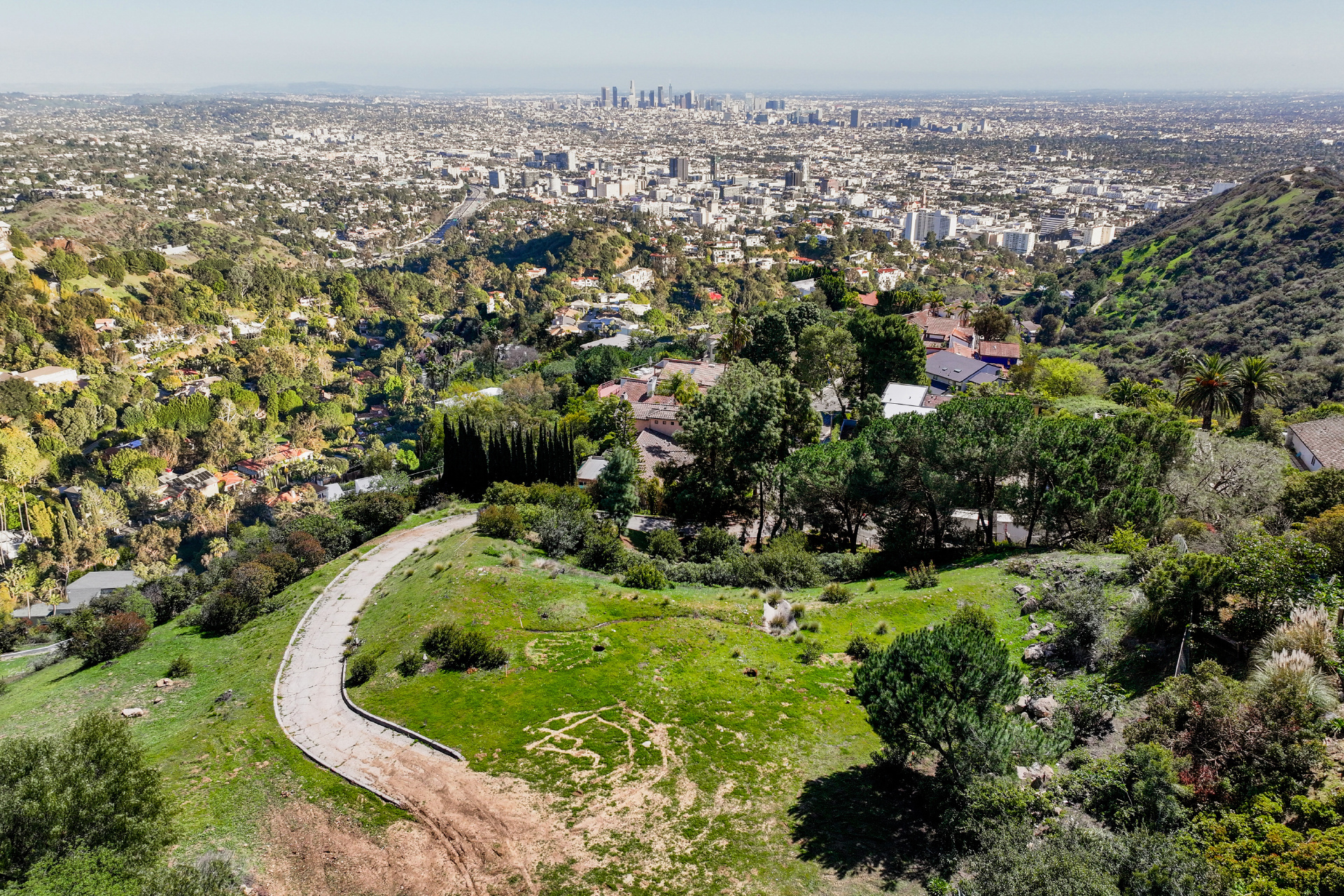 2666 Larmar Road | Hollywood Hills Los Angeles CA | Jonah Wilson
