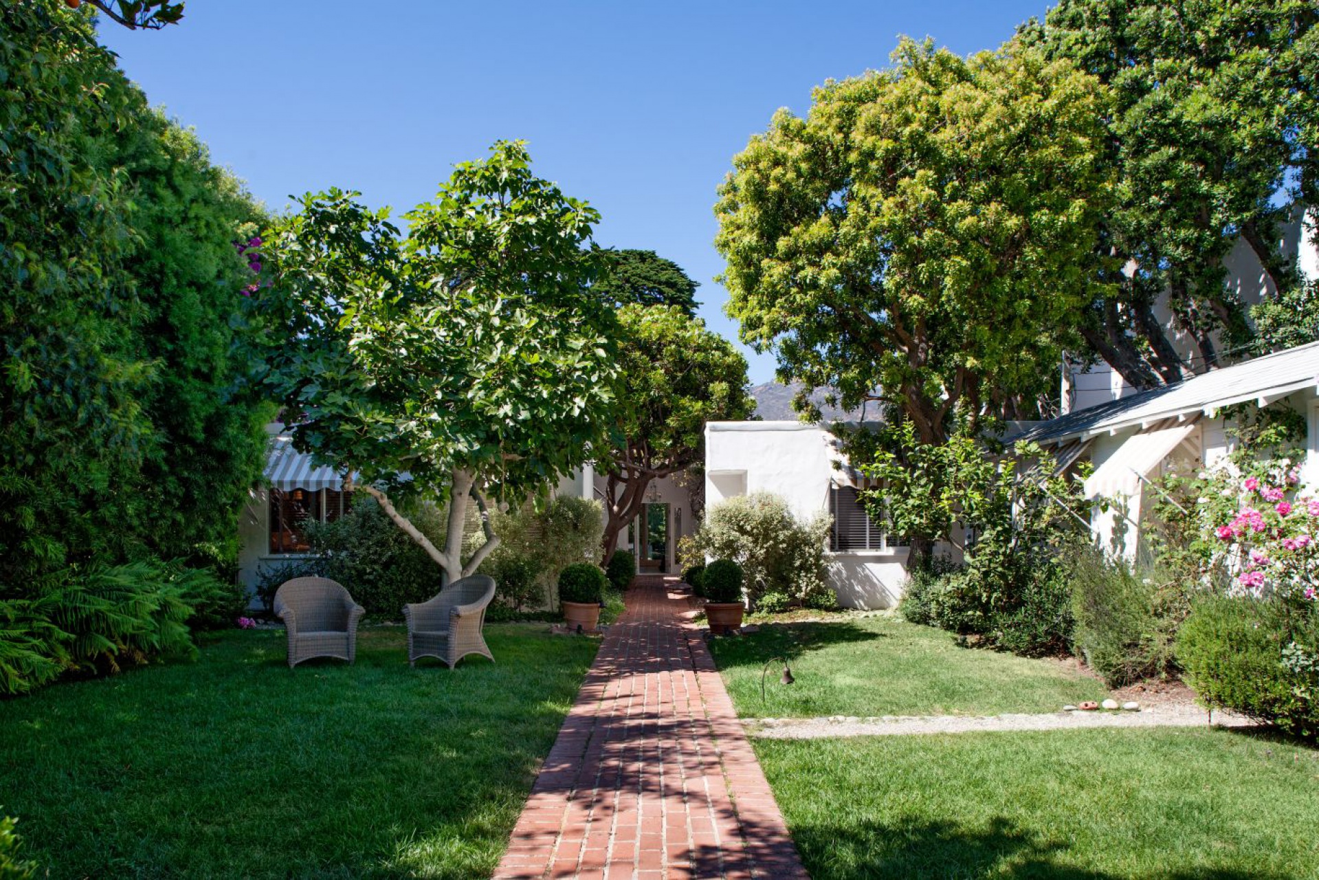 Malibu Colony Cottage | Malibu Malibu - For Lease CA | Jonah Wilson
