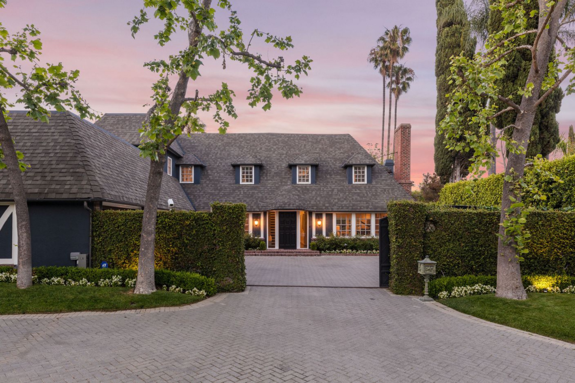 708 North Rexford | Beverly Hills Beverly Hills CA | Jonah Wilson