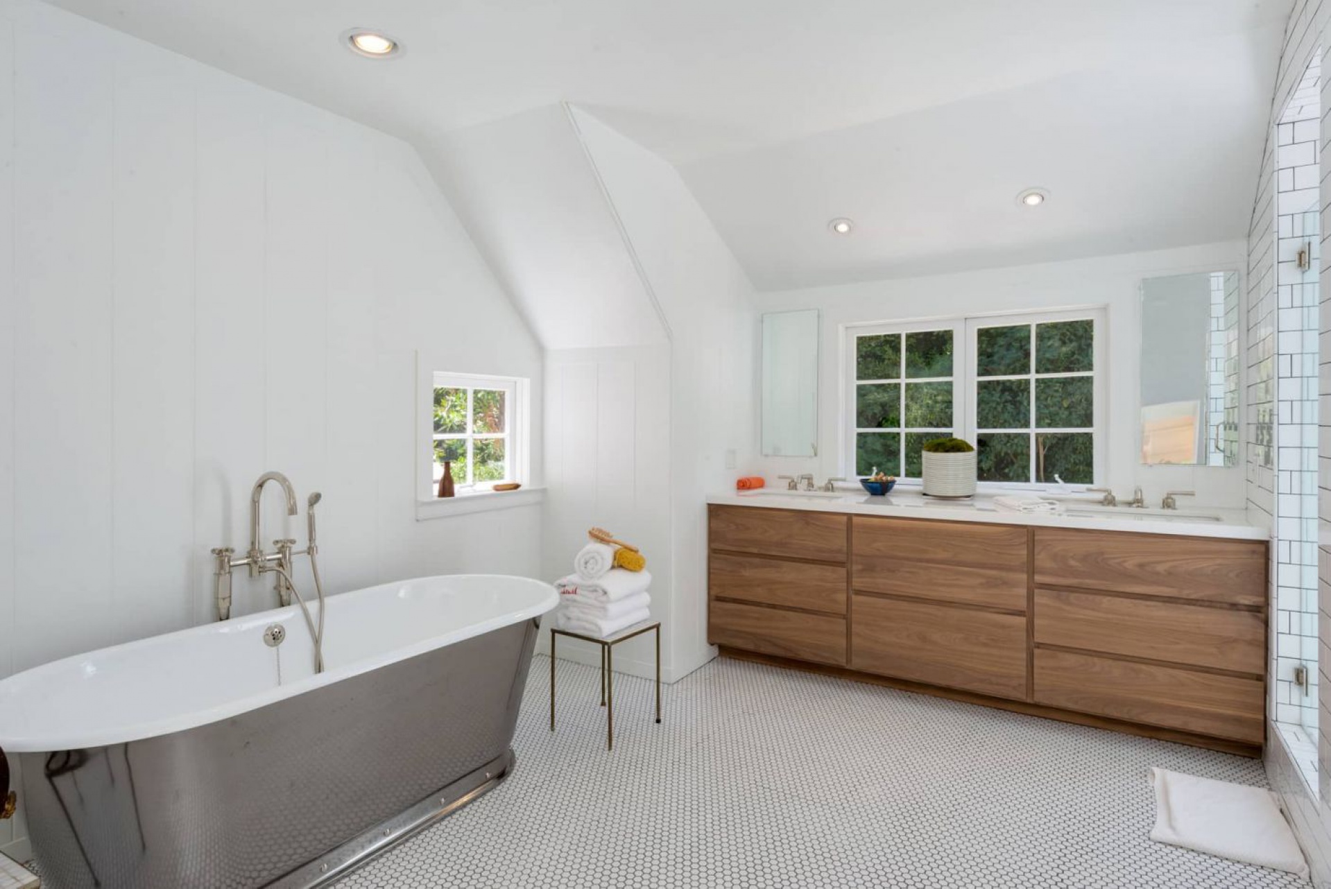 2383 Bowmont | Beverly Hills Beverly Hills Post Office CA | Jonah Wilson